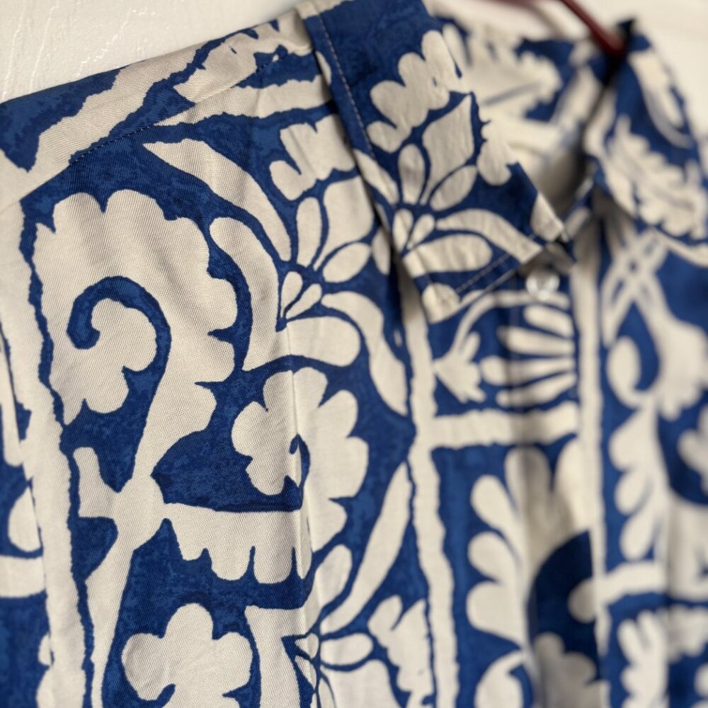 Blue Pattern Summer Blouse - Picture 3 of 3